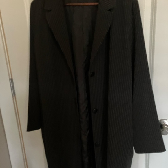 Brian Bailey Pin Striped Trench - Picture 5 of 9